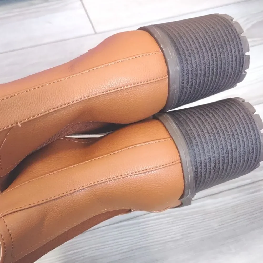 (86-4669) ZBY Chelsea Boots for Women's Sz 9.5